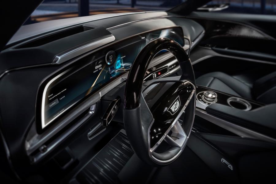 Торпедо Cadillac Lyriq Show Car 2020 года  (фото 10 из 28)